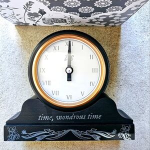 Taylor Swift folklore Album Desk Clock